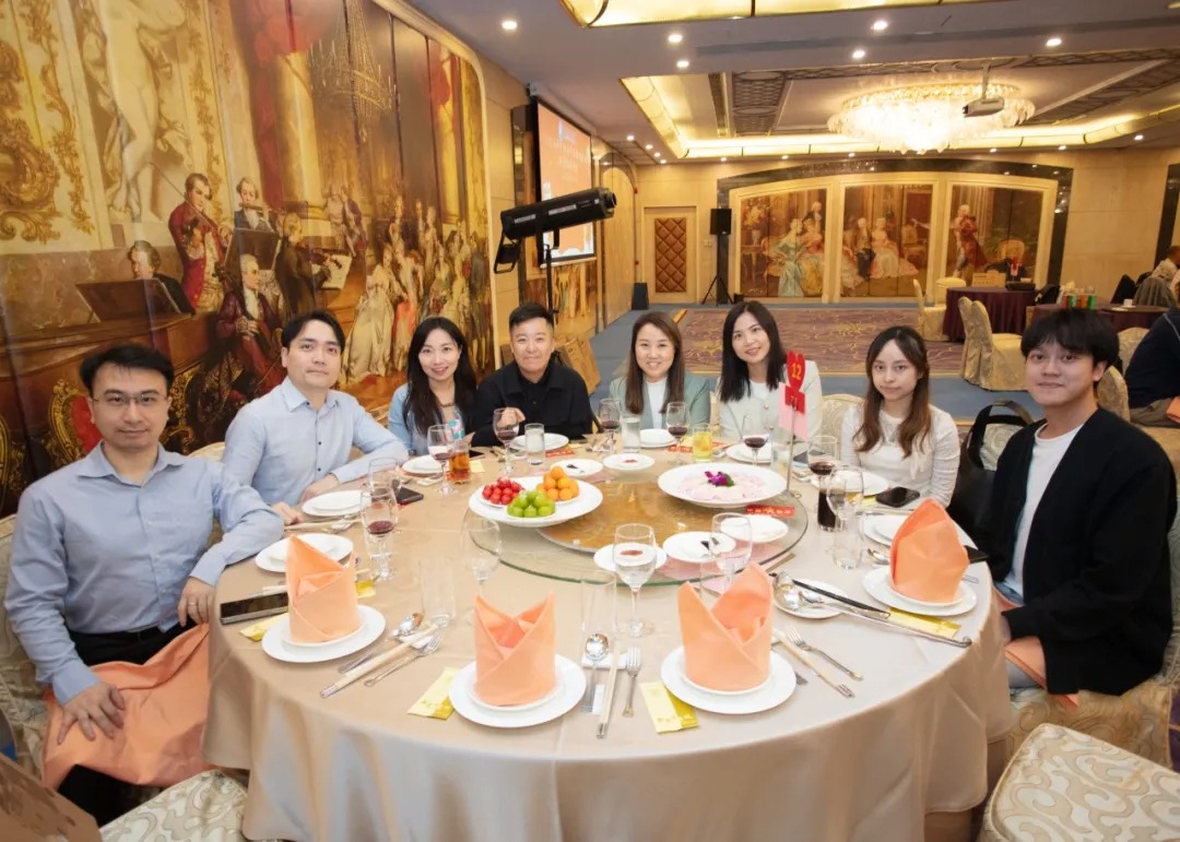 1772533720846553.jpeg imgi_244_640.jpeg